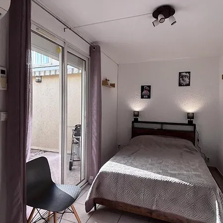 Holiday home Maison Climatisee 64m2 Avec Patio 6 Personnes