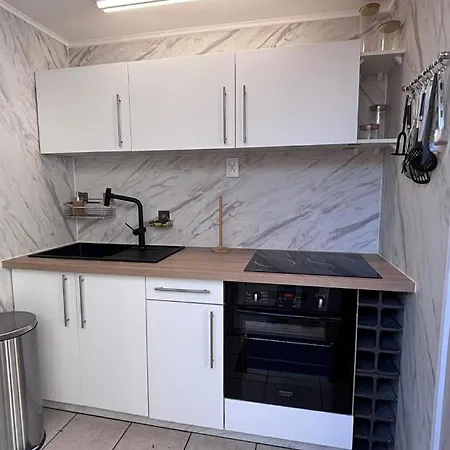 Holiday home Maison Climatisee 64m2 Avec Patio 6 Personnes *